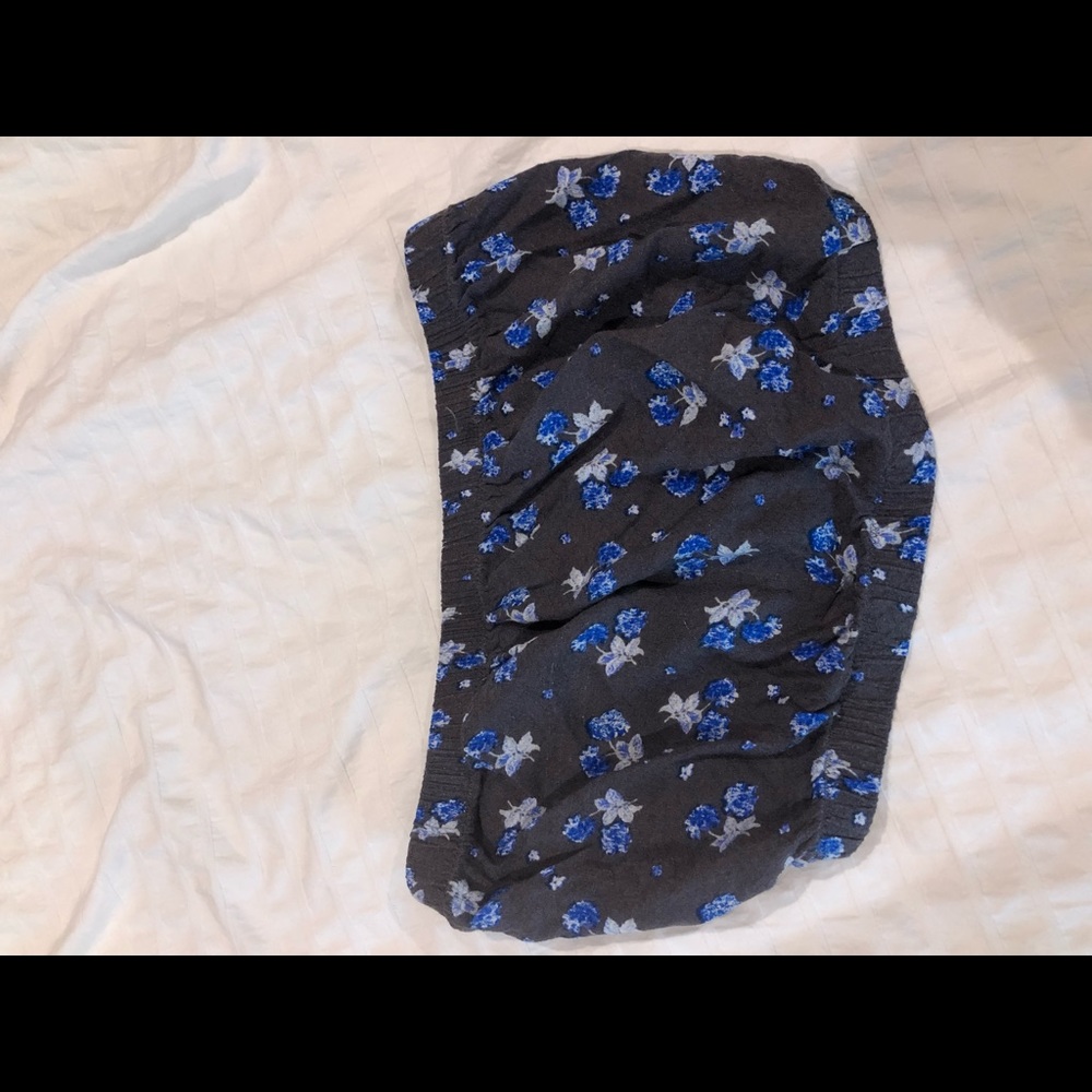 Strapless crop top